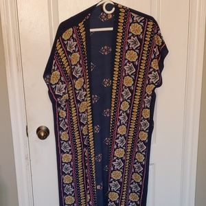 Floral Short Sleeved Shawl